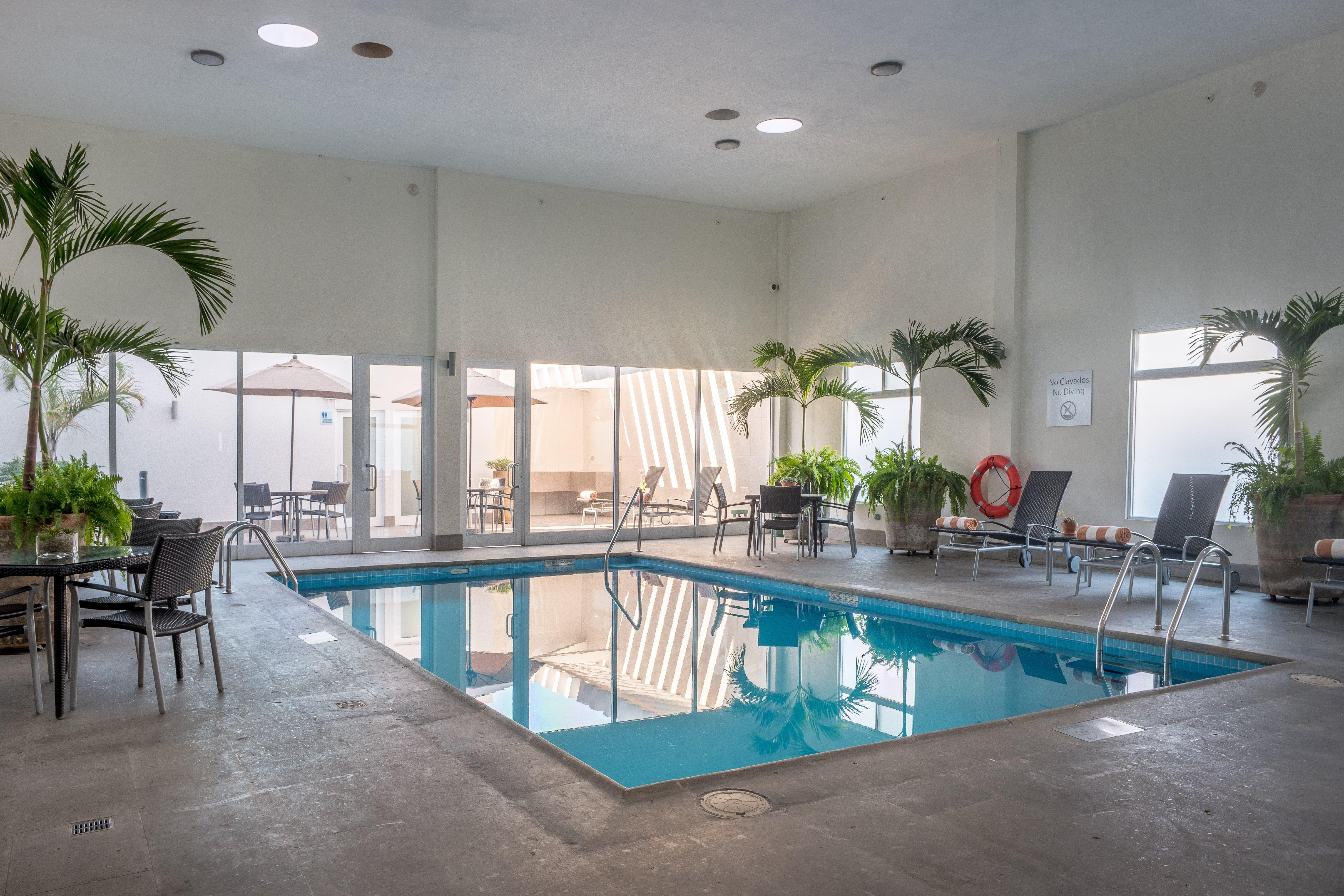 Holiday Inn Express & Suites Silao Aeropuerto Terminal By Ihg Экстерьер фото